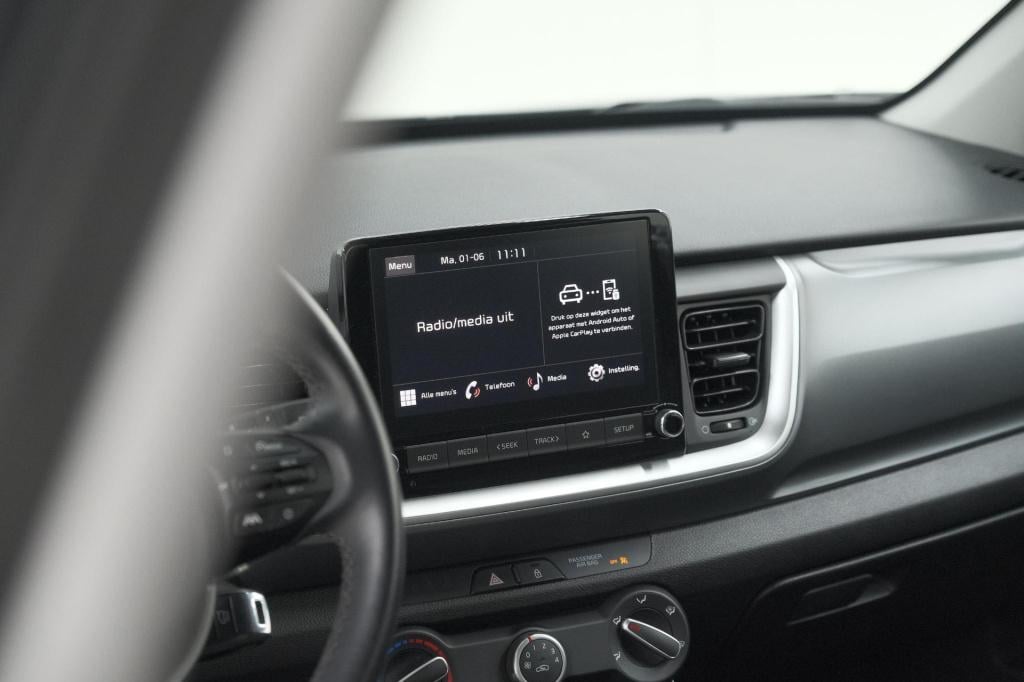 Kia Stonic 1.0 t-gdi mhev dynamicline | camera | apple carplay | parkeersen