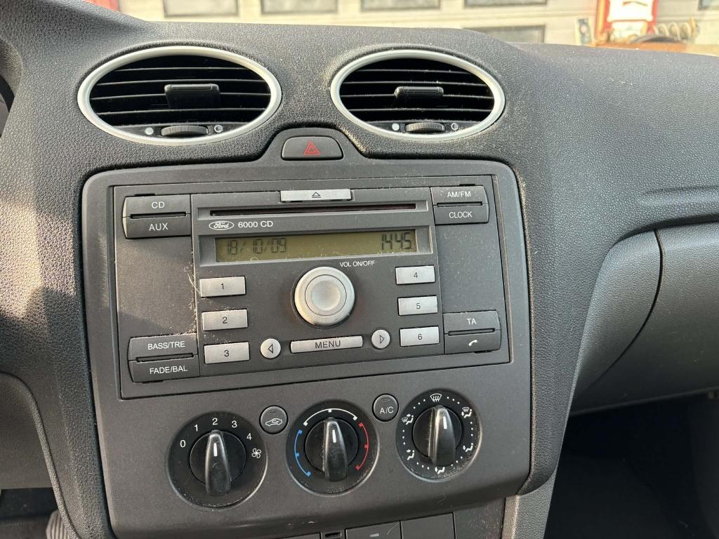 Ford Focus 1.6-16v champion