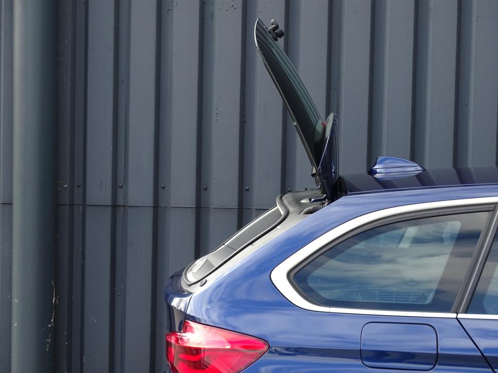 BMW 3-serie touring 318i executive automaat