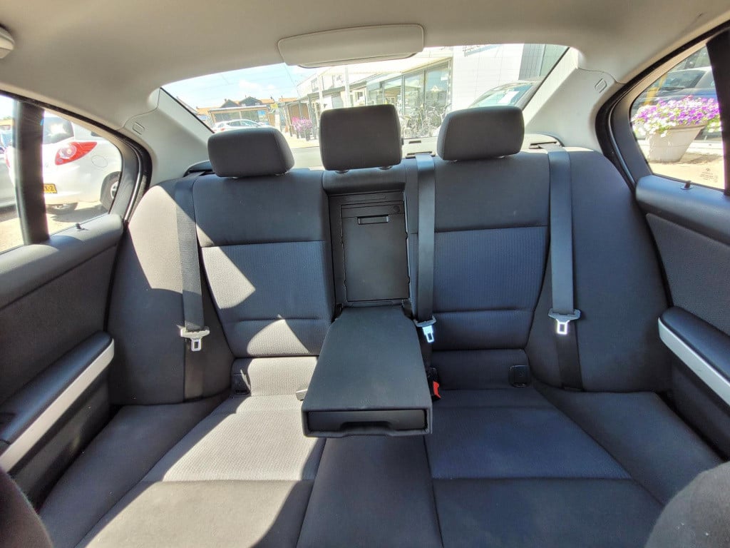 BMW 3-serie 316i business line navi.