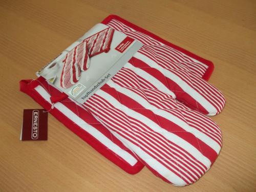 Te koop set pannenlap/ovenwant.(nieuw).