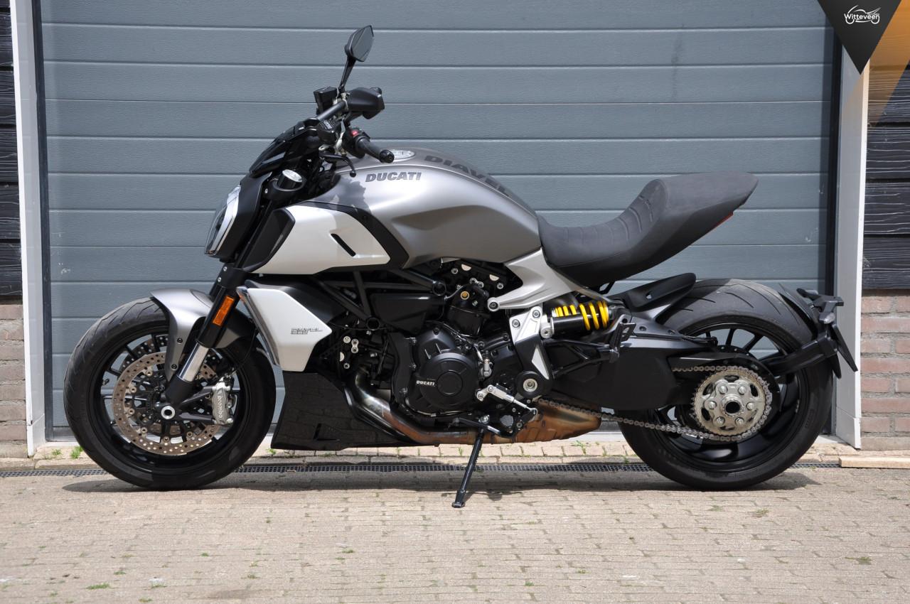 Ducati Diavel 1260 8250 km, Nederlandse motor