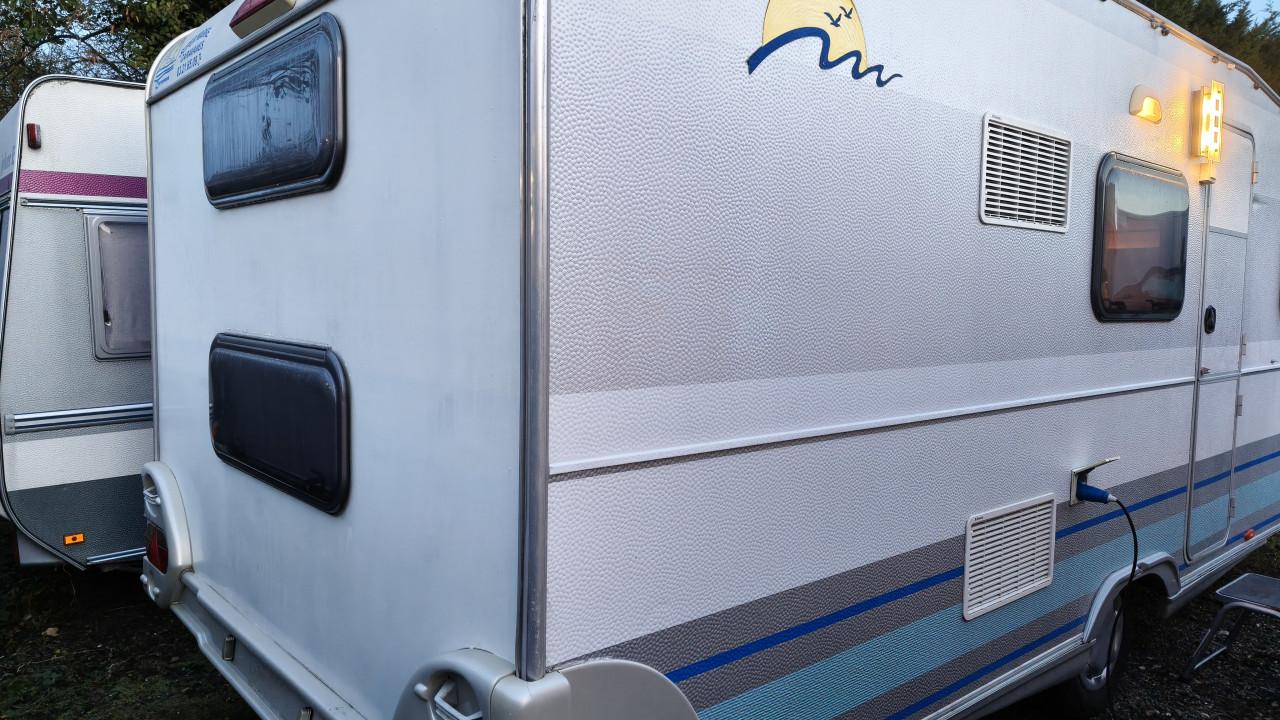 Merk: ACE :Vacancy 511 cdl stapelbed. Deze 6-persoons caravan