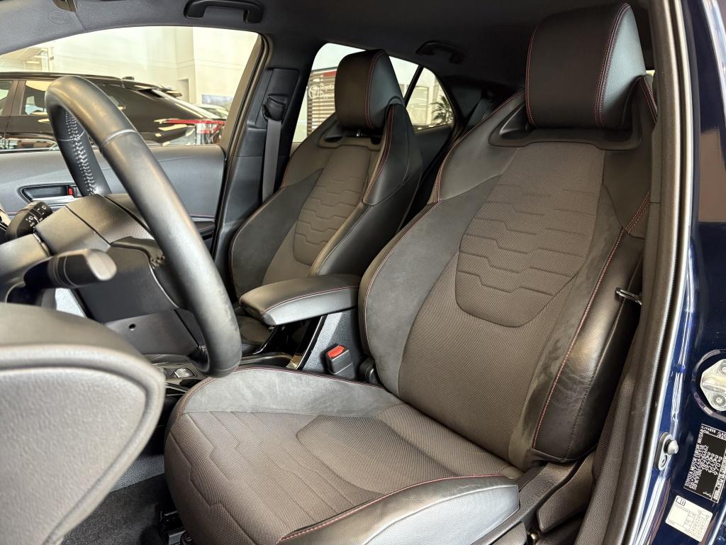 Toyota Corolla 1.8 hybrid executive