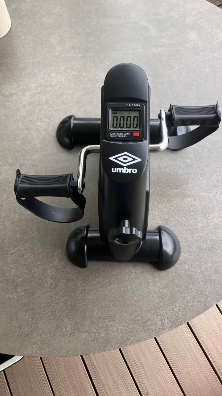 UMBRO Mini Bike - arm- en beentrainer -