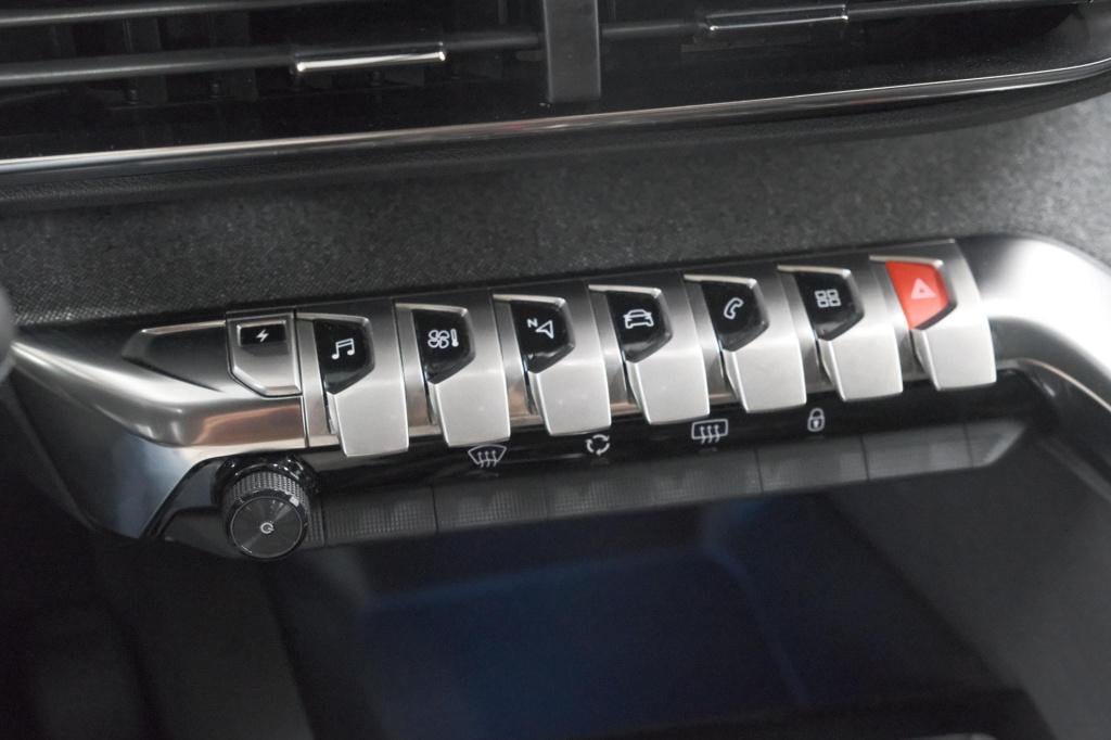Peugeot 3008 1.6 plug-in hybrid 225 allure | camera | dodehoekdetectie | na