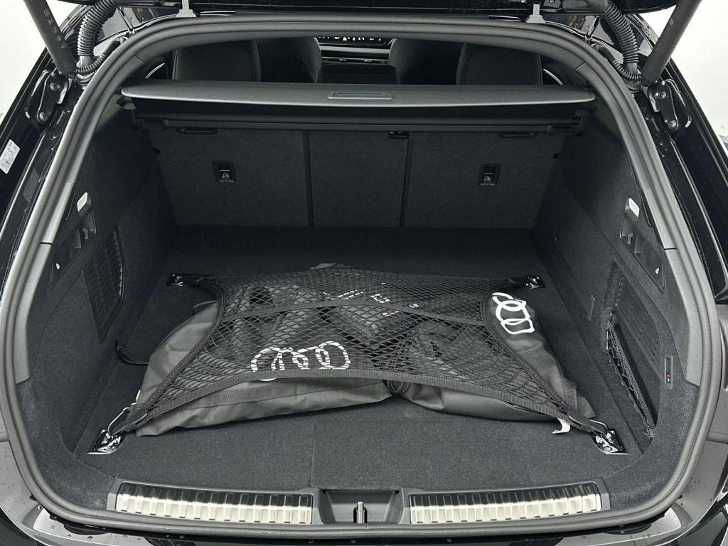 Audi A5 avant s edition e-hybrid 220 kw / 299 pk avant 7 versn.