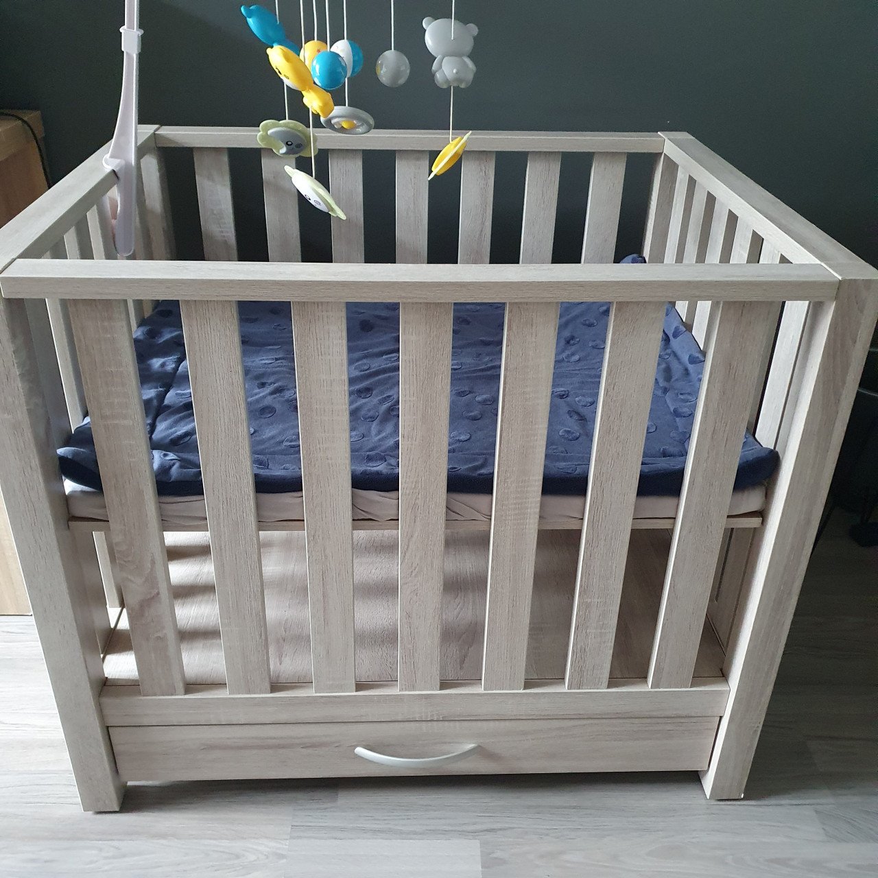 Babybox met lade, inclusief muziekmobiel