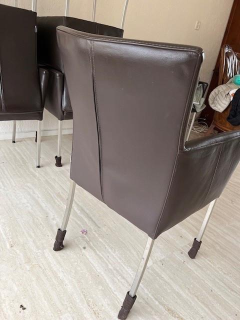 Stoelen  voor eetkamer, GRATIS