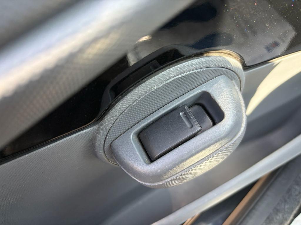 Peugeot 107 1.0-12v xr/airco/5 deurs/metallic/leuke auto/