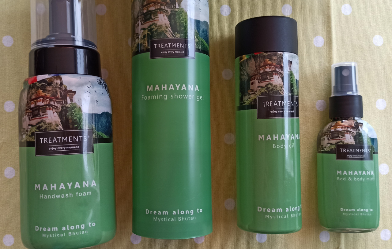 TREATMENTS, 4 wellness produkten €20 - Mahayana / Uyuni
