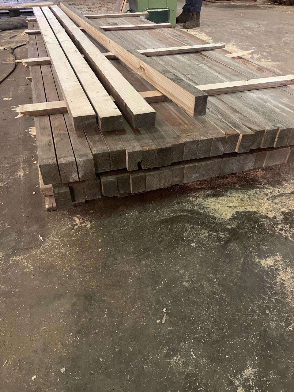 Mooie partij ribben/regels 70x45x2950