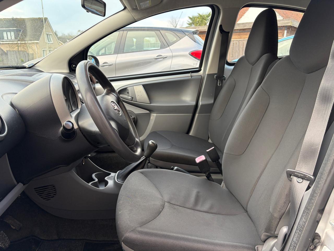 Toyota Aygo 1.0-12v Airco 5DRS 2010 140Dkm