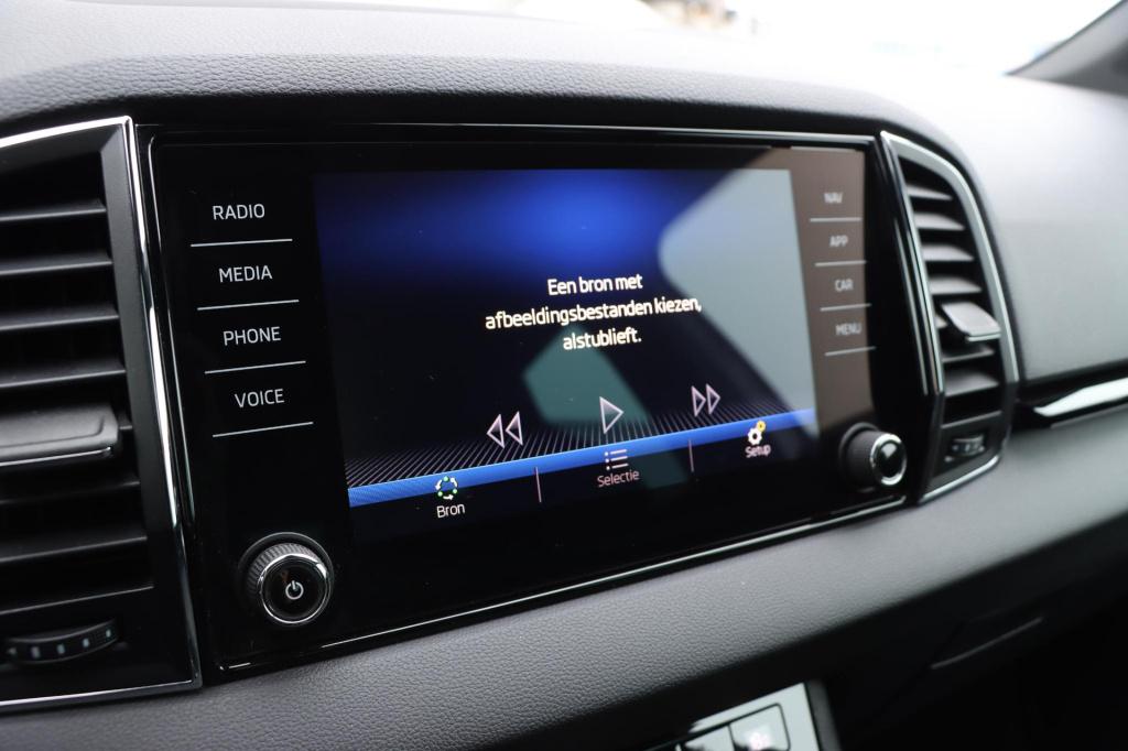 Skoda Karoq 1.5 tsi act style 150pk dsg7 | stoel voor+ achter verwarming | 