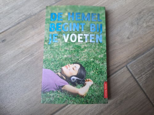 Roman de hemel begint bij je voeten van Jandy Nelson €1,-
