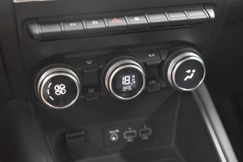 Renault Captur 1.6 plug-in hybrid 160 intens | camera | 9.3 inch groot sche