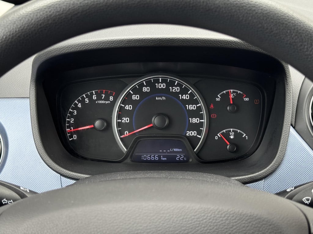 Hyundai I 10 1.0i i-motion comfort plus | climate control | radio-cd/mp3 sp