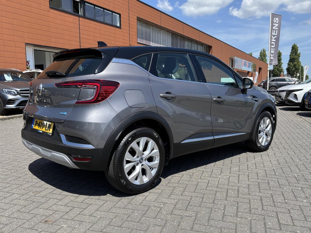 Renault Captur 1.6 e-tech plug-in hybrid 160 intens