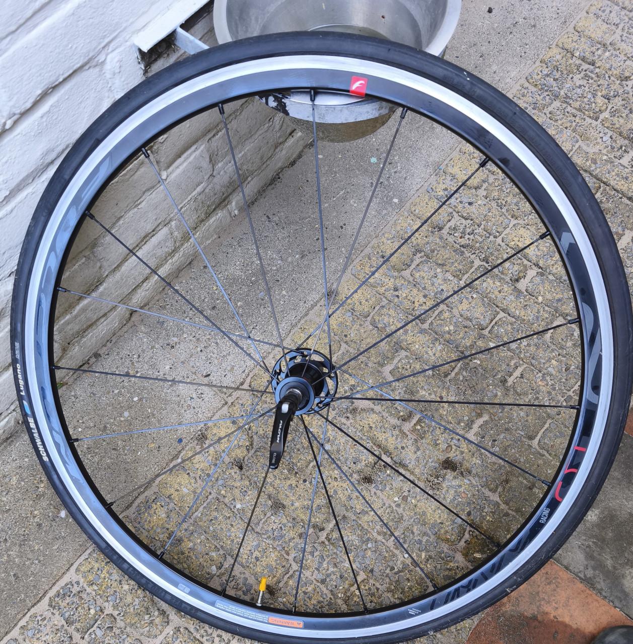 Te koop aangeboden Fulcrum racewiel set