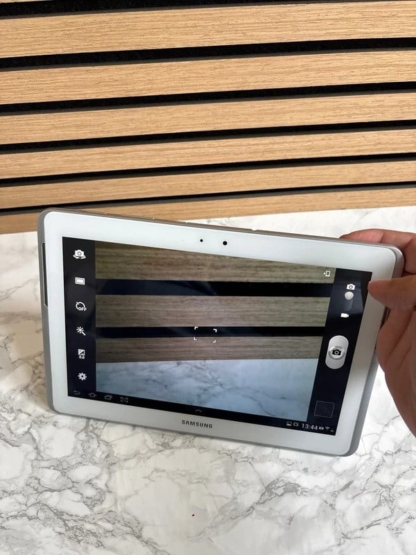 Samsung Galaxy Tab 2 10.1 📱 Wit – Inclusief hoes & kabel