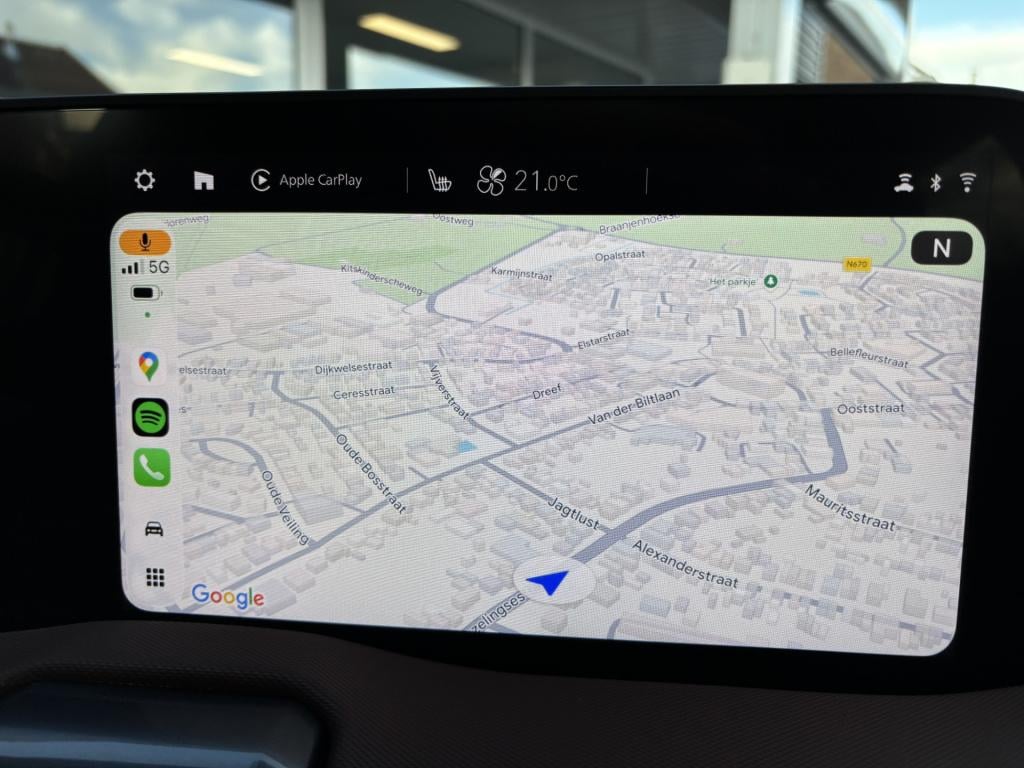 Suzuki E Vitara style 61 kwh