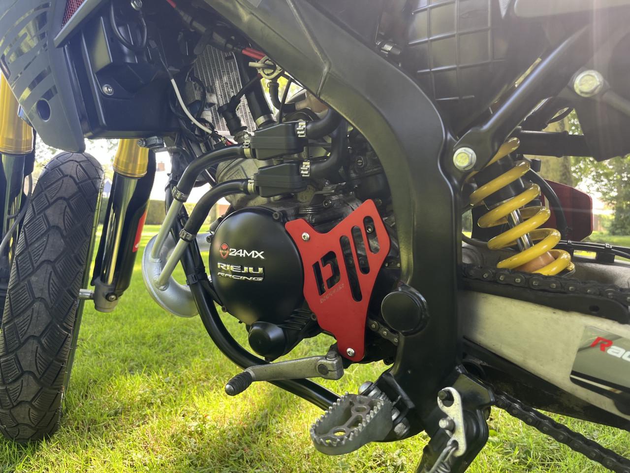 Hele nette Rieju MRT50 Black Series