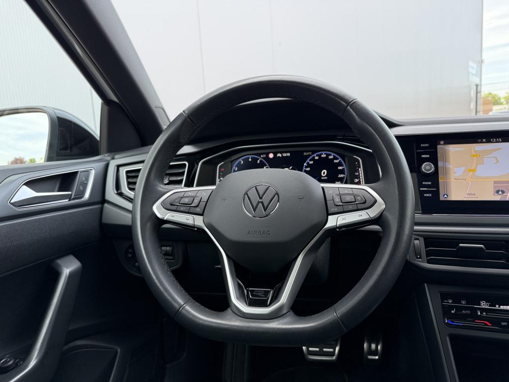 Volkswagen Taigo 1.0tsi 110pk dsg r-line | pano dak