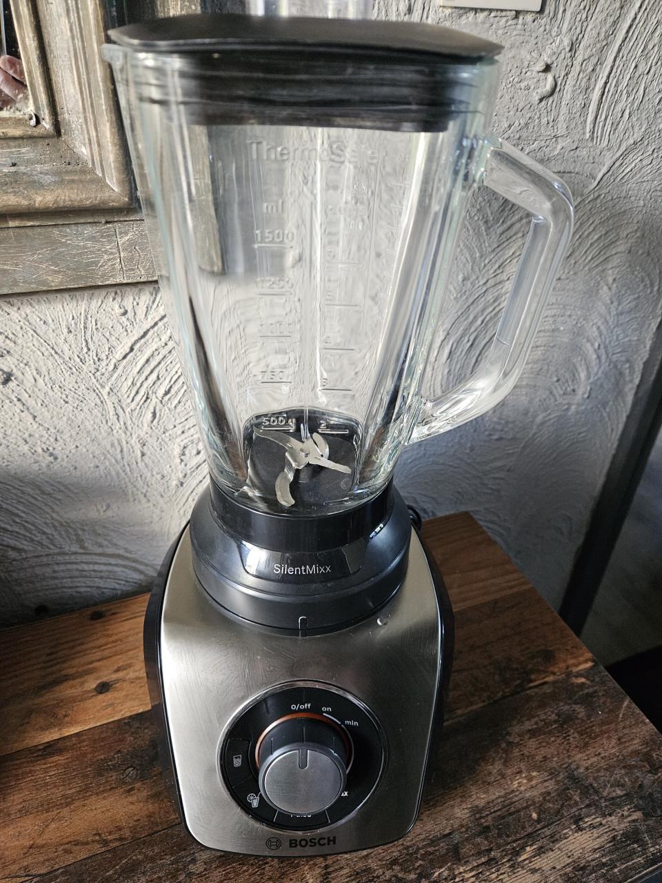 Zgan werkende Bosch SilentMixx Blender - glazen kan