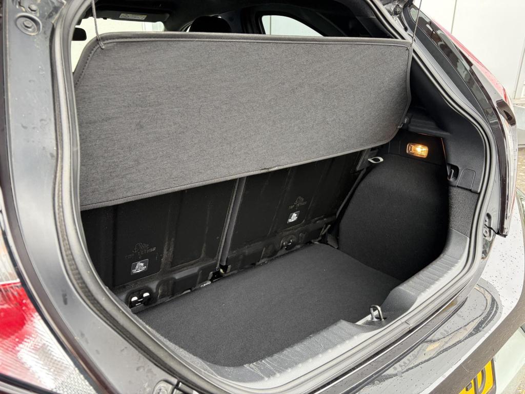 Toyota Aygo x 1.0 vvt-i s-cvt premium design pack/adaptive cruise/clima/vol