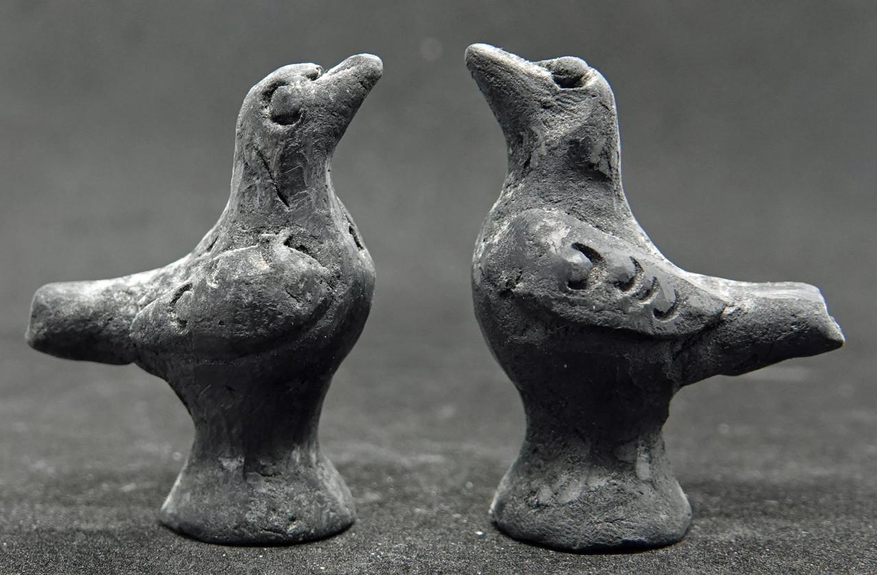 Oude Mexikaanse mini vogeltjes vulkanisch keramiek, fluitje