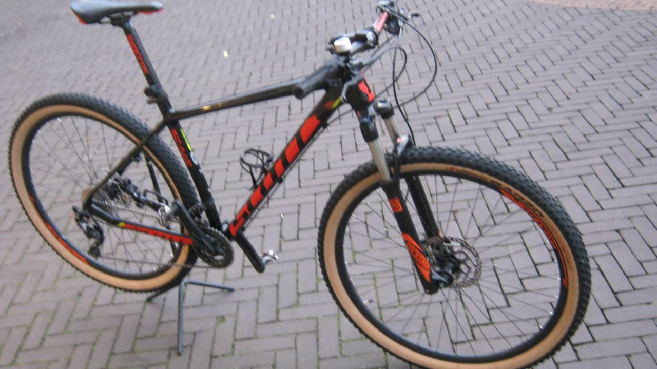 TE KOOP SCOTT 29 ER SHIMANO SLX AF GEMONTEERD MET ROCK SHOX VORK