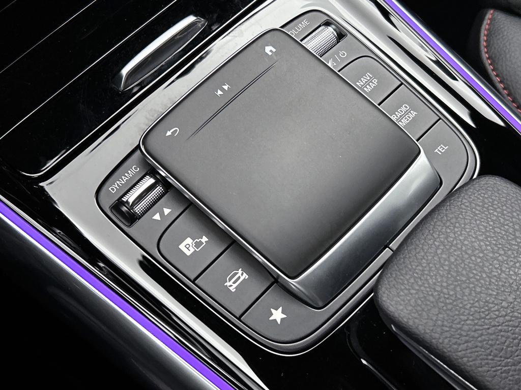 Mercedes-Benz Gla-klasse 200 business solution amg | sfeerverlichting | tre