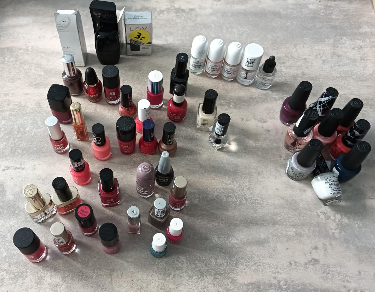Grote hoeveelheid nieuwe nagellak ook merken