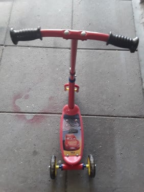 Te koop een cars stepje