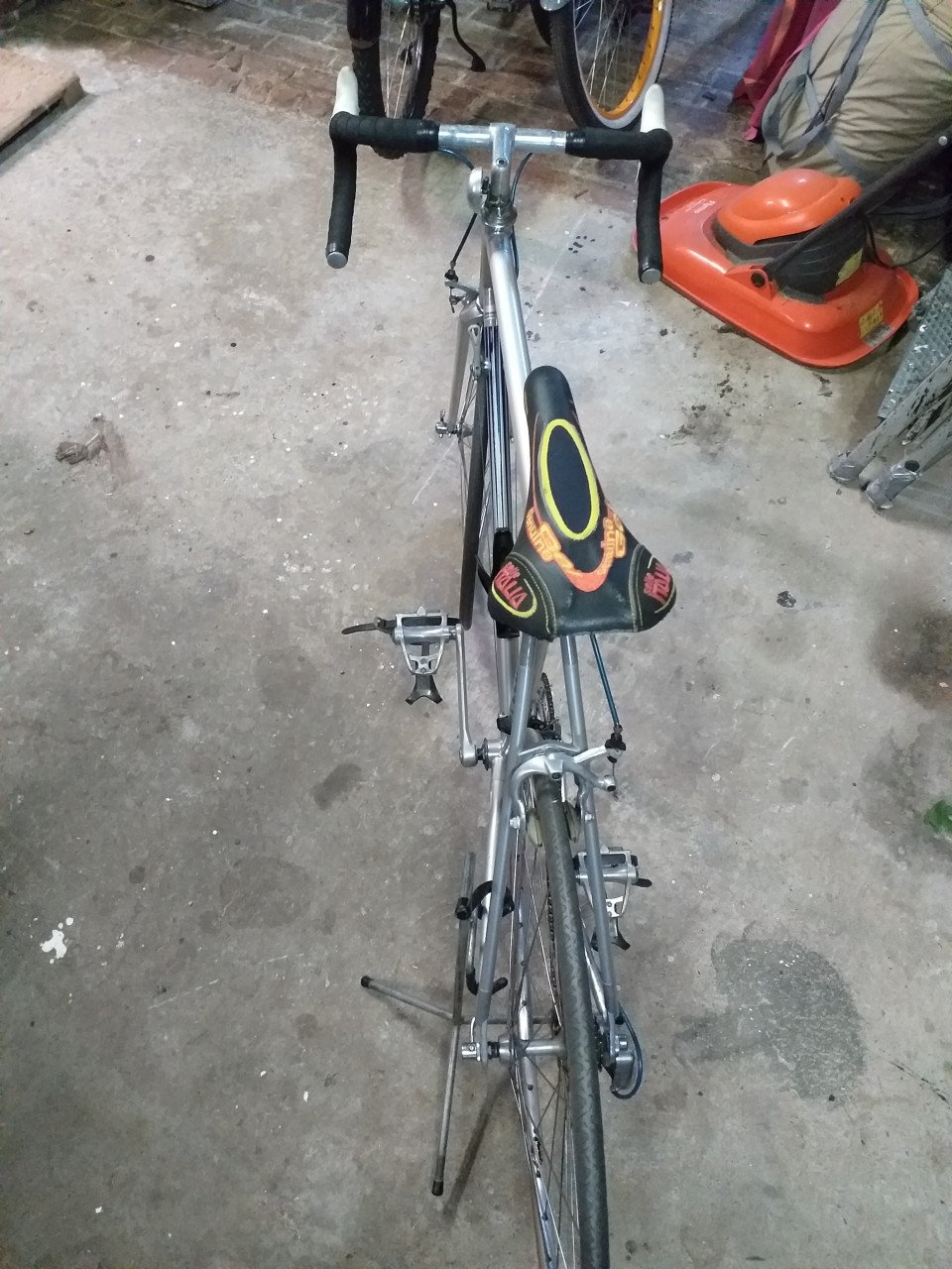 ""PEUGEOT VINTAGE RACEFIETS VOLLEDIG IN ALUMINIUM SPECIALE UITVOERING""