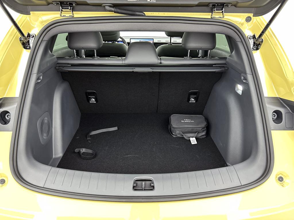 Leapmotor Onbekend b05 promax design 67.1 kwh | voorraad ! | panoramadak | 