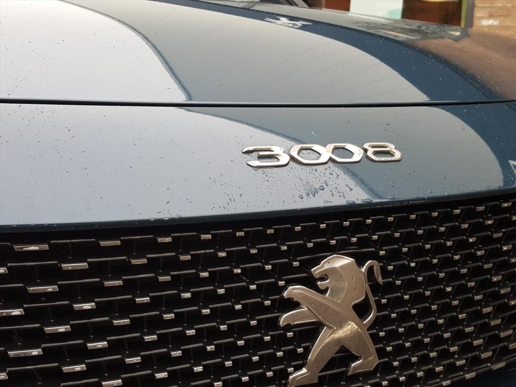 Peugeot 3008 1.2 130pk s&s gt automaat navigatie | trekhaak | apple carplay