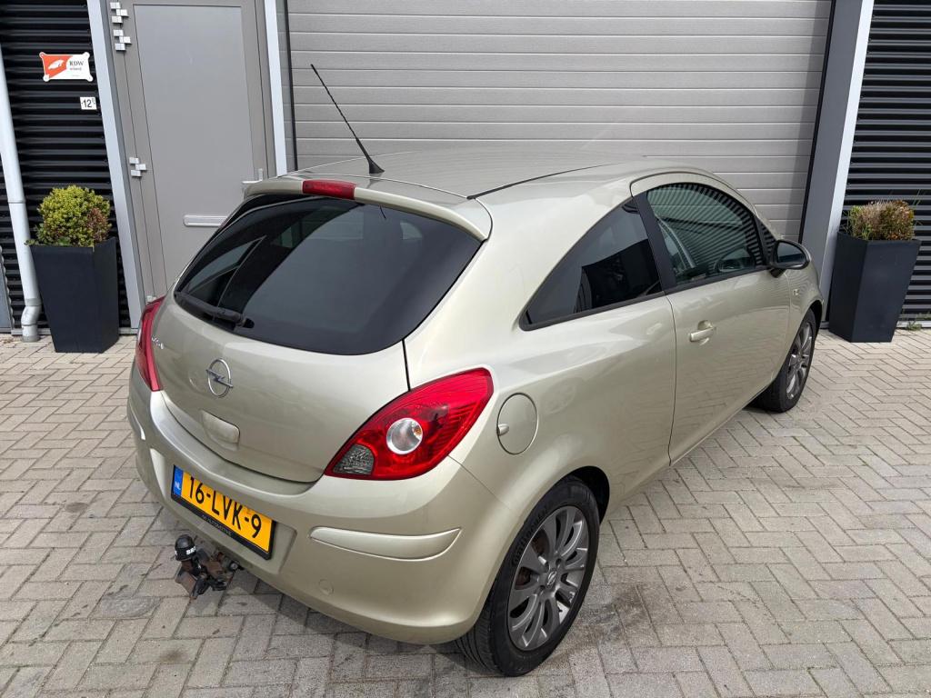 Opel Corsa 1.2-16v '111' edition/133.000 nap/cruise ctrl/airco/trekhaak/