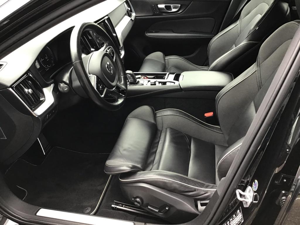 Volvo V60 2.0 t6 awd r. r-des. audio & park assist & climate line