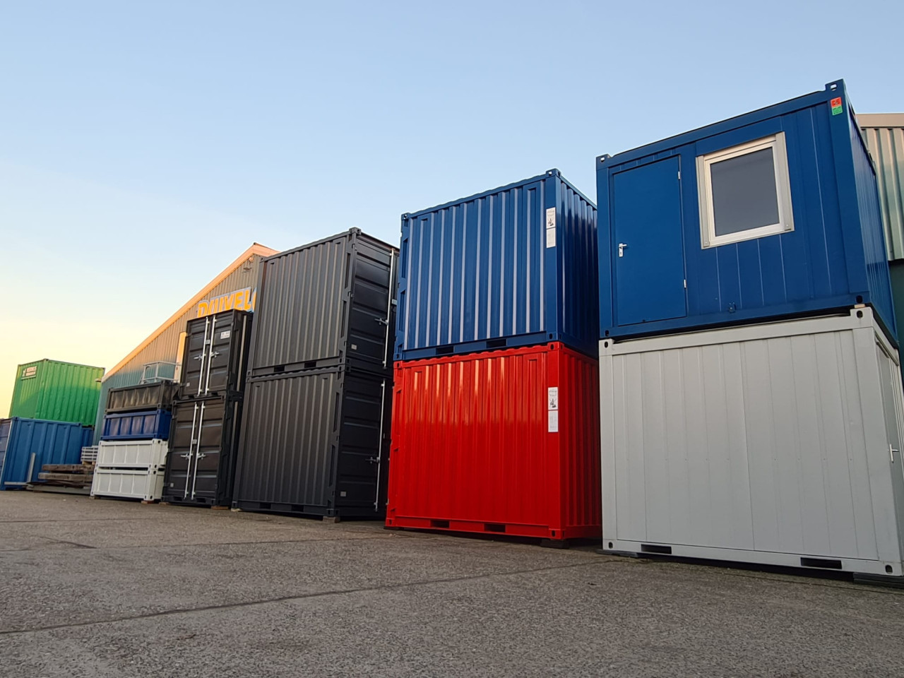 Diverse nieuwe 10, 8, 6ft opslagcontainers / bouwcontainers