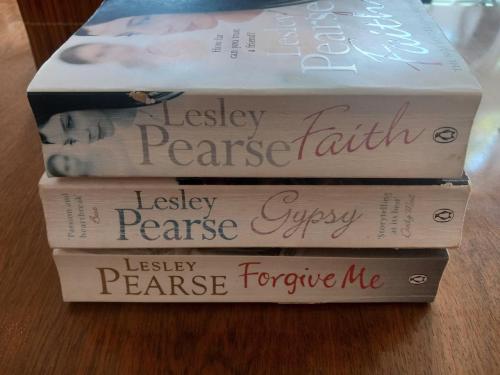 Boeken van Lesley Pearse