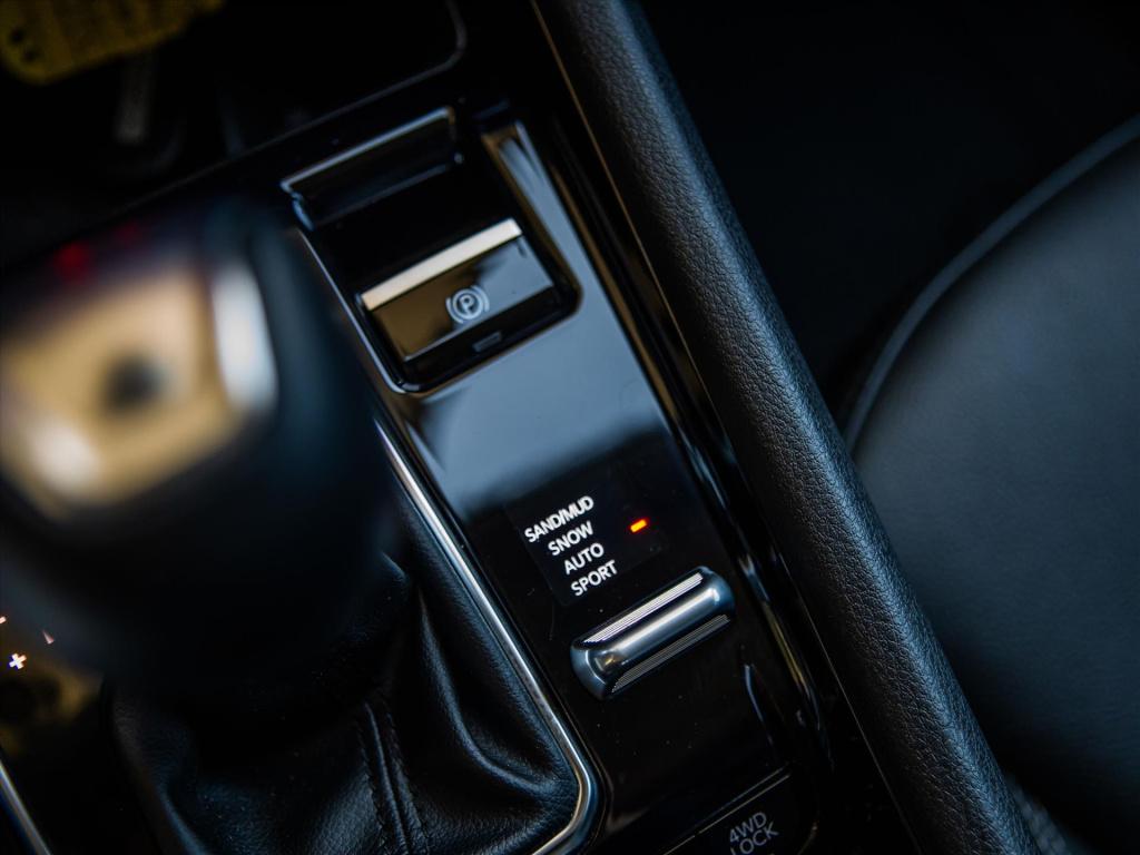 Jeep Compass 1.3t 4xe plug-in hybrid 190pk altitude automaat | trekhaak | c