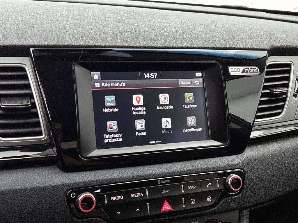 Kia Niro 1.6 gdi hybrid first edition | automaat | parkeer sensoren | half 