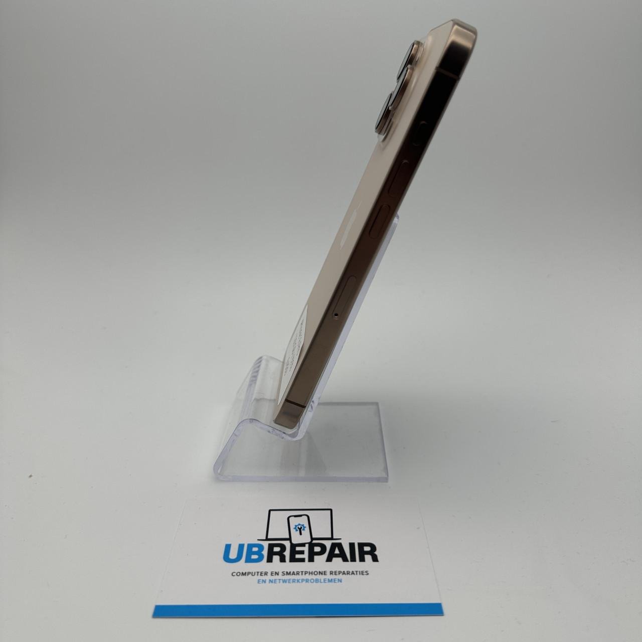 Apple iPhone 16 Pro 128 GB Dessert titanium