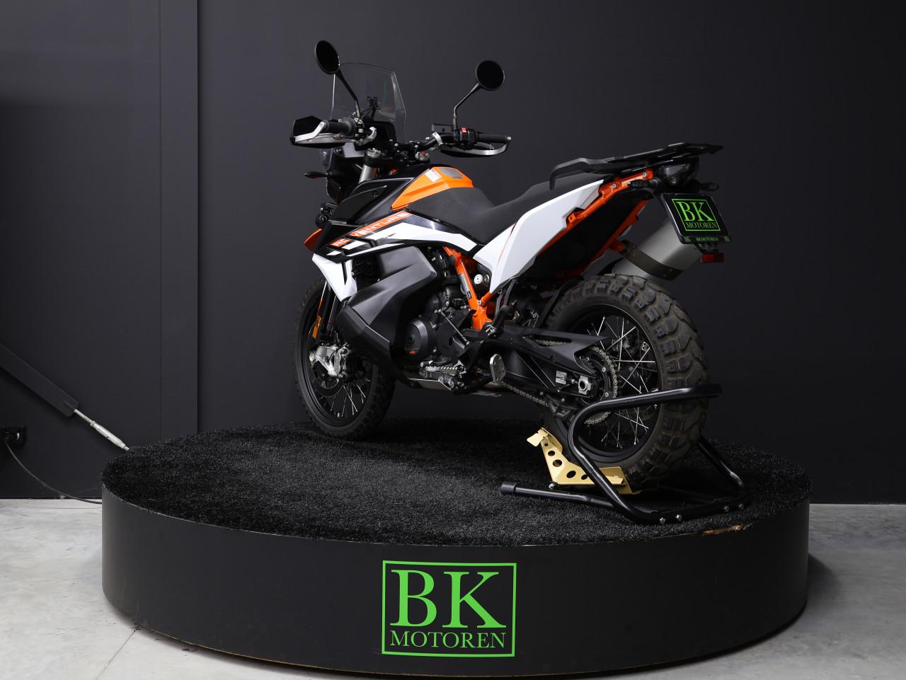 890 ADVENTURE R