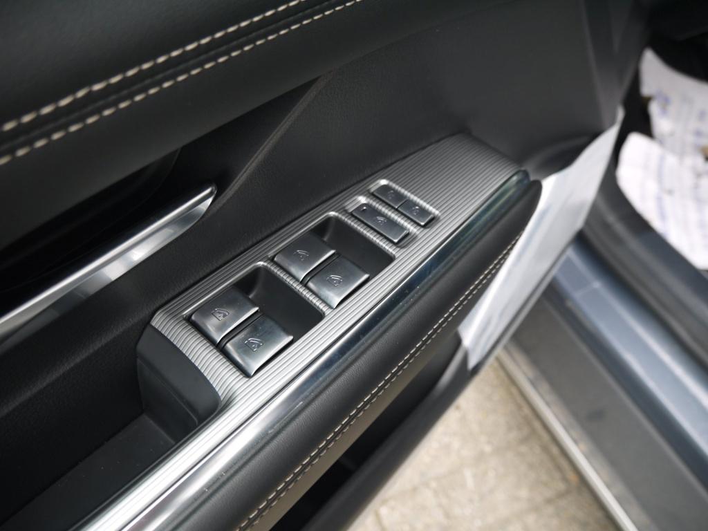 Mazda 6 6e takumi long range 80 kwh