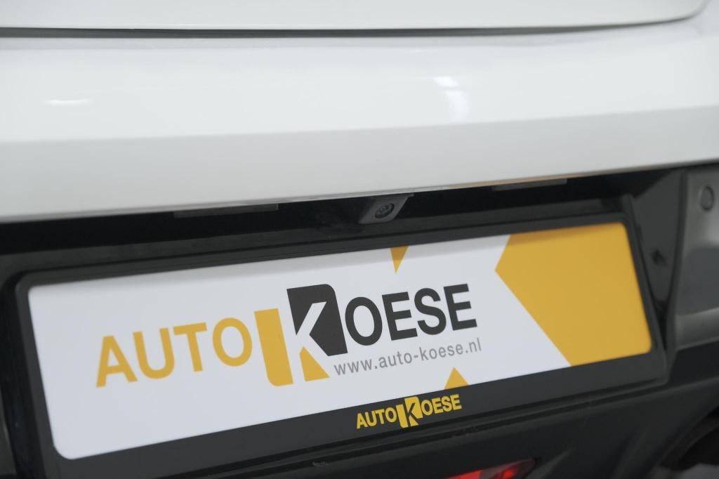 Peugeot 208 puretech 75 allure | camera | apple carplay | parkeersensoren |