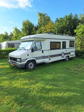 Camper