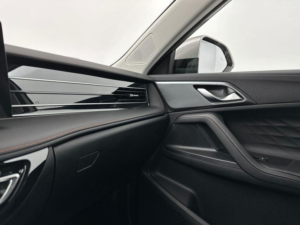 MG Hs 1.5 phev luxury | voorraad voordeel | op=op | leder | 100 km elektris