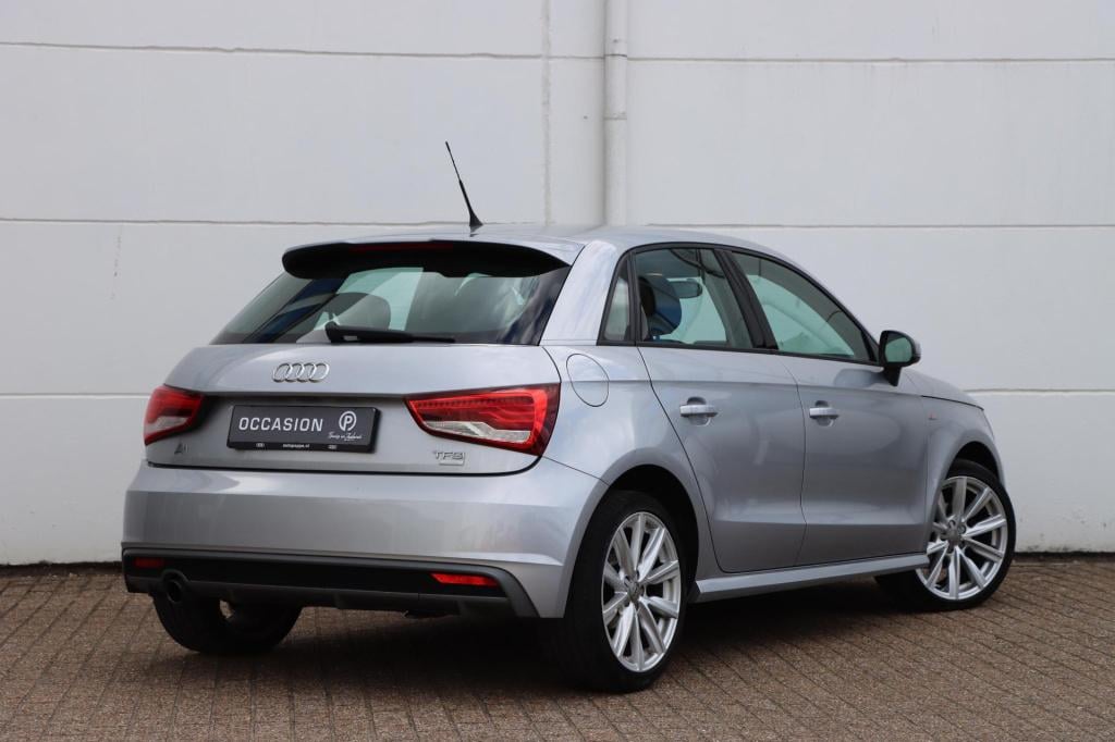 Audi A1 Sportback 1.0 tfsi adrenalin 95pk